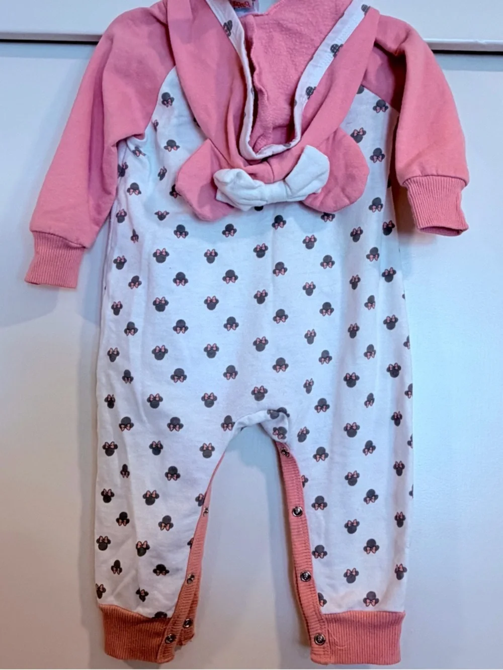 Disney‎ Pink & White Minnie Mouse Hooded Footie